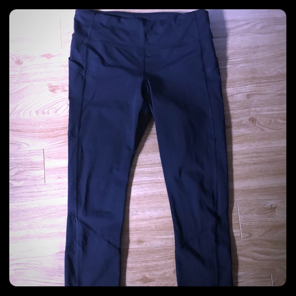Lululemon pace rival crop size 8